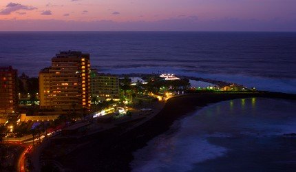 Puerto de la Cruz bei Nacht