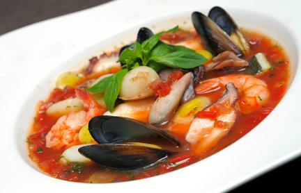 Meeresfrüchte und Fischsuppe